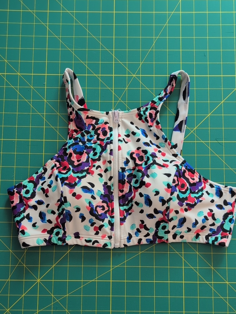 Venus Bikini - Picture 2 of 12
